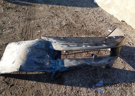 2004 Honda Accord 2.4 Lx z USA, uszkodzony, nr VIN 1HGCM56304A157223